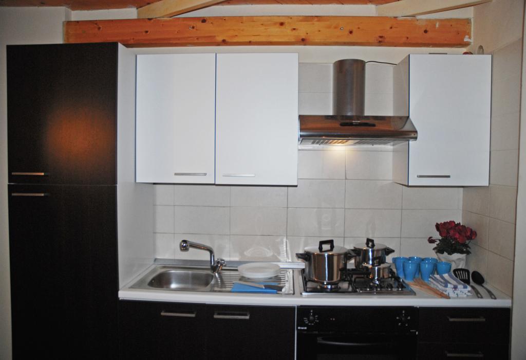 Brezzolina Apartment With Parking Bitonto Exterior photo